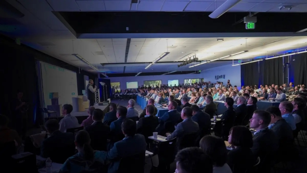 Labiba presents at the Plug and Play Tech Center